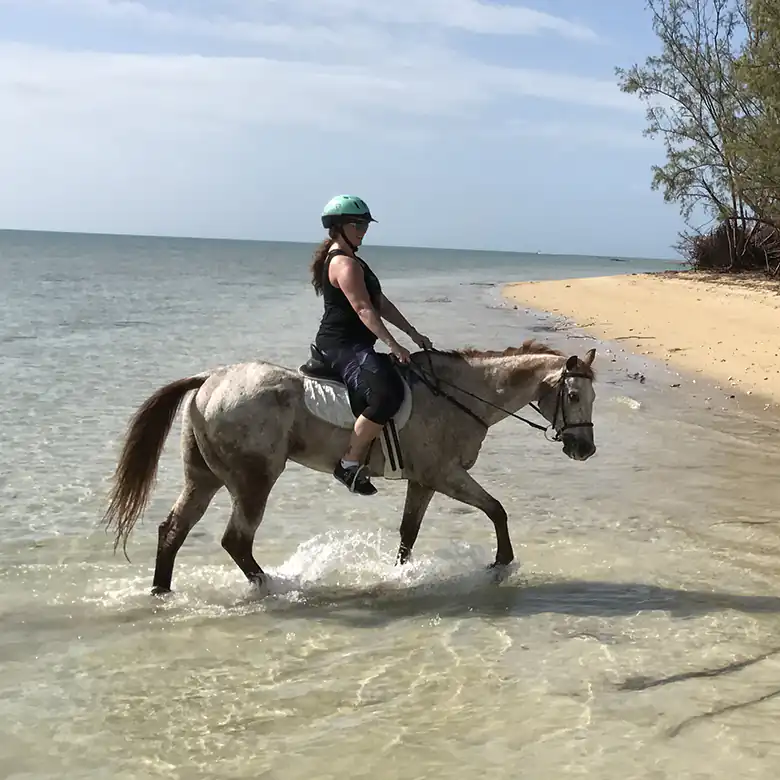 15 / 41: Horse Riding on the Bahamas in the Sea!